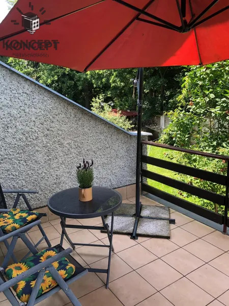 Dom w zabudowie bliźniaczej z pięknym ogrodem miniaturka 14