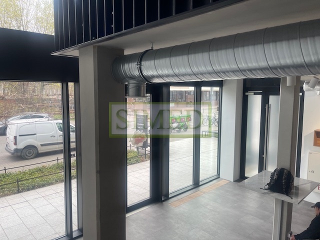 Parter , witryna , reprezentacyjny apartamentowiec miniaturka 11