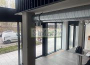 Parter , witryna , reprezentacyjny apartamentowiec miniaturka 2