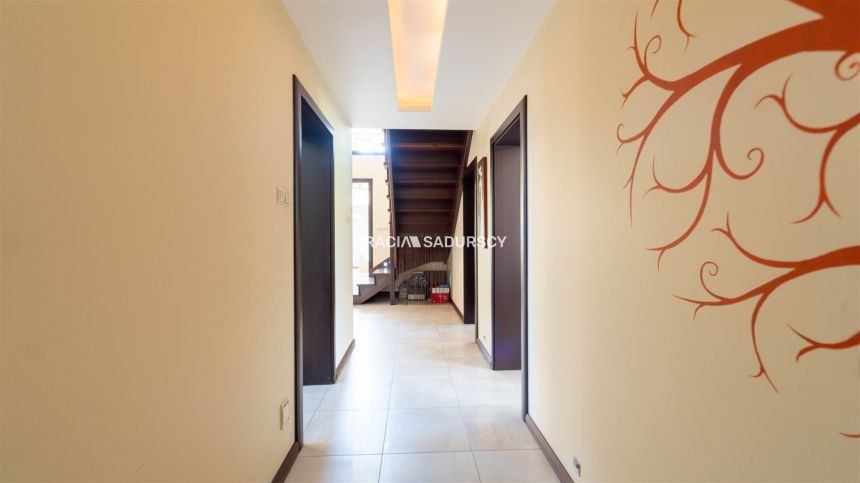 Rezydencja 420m2, 28 arów, 8 pokoji miniaturka 32