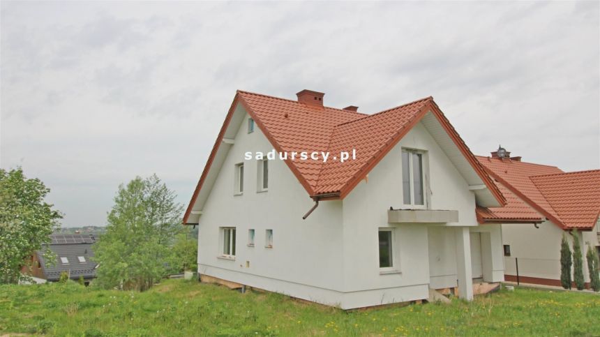 Dom W Janowicach, Gmina Wieliczka. miniaturka 4