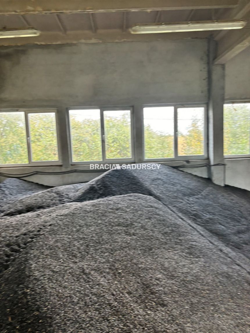 Siedliszowice pow. tarnowski - hala prod. 400 m2. miniaturka 11