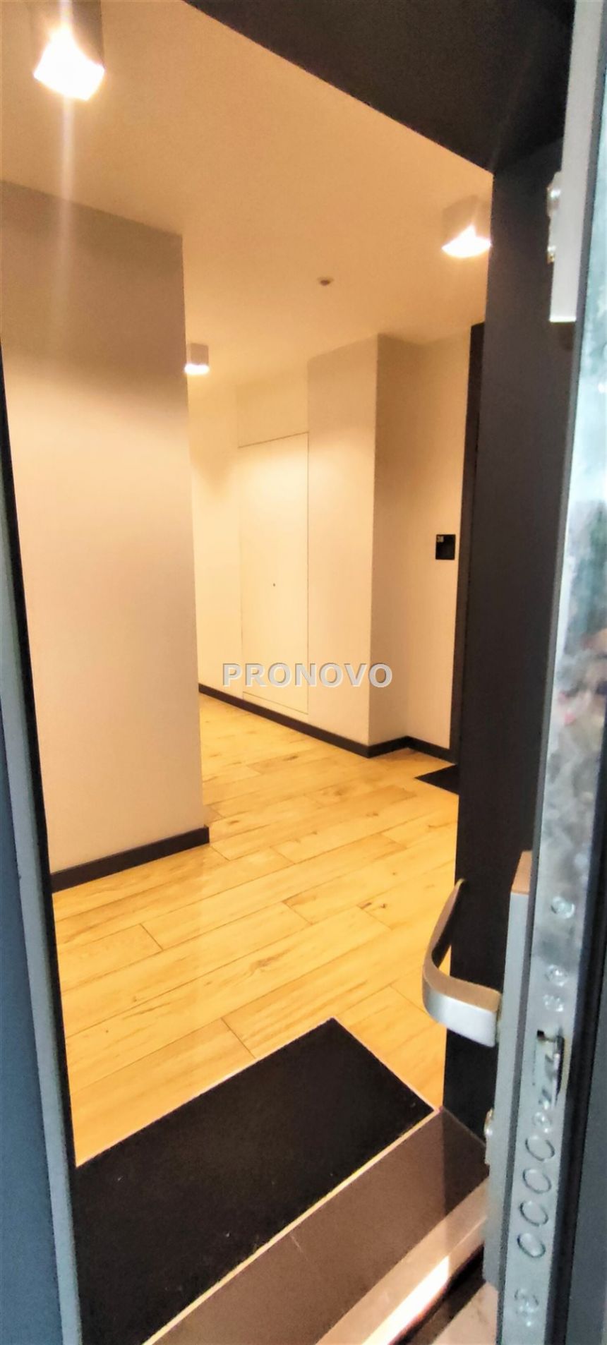 Szczecin Centrum, 4 000 zł, 73.12 m2, stan bardzo dobry miniaturka 21