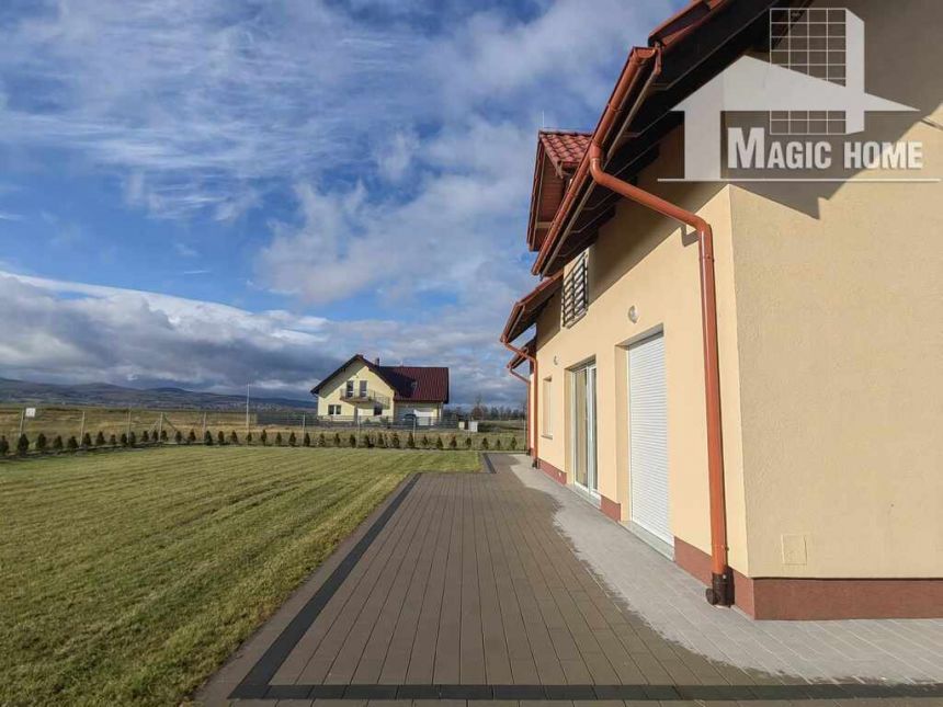 Nowy dom w Pieszycach 250m2 1650000 zł. miniaturka 3