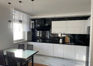 4-pokojowe mieszkanie ul. Banderii  Wola.