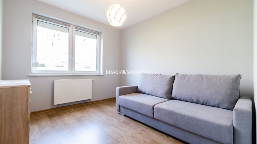 Przestronne mieszkanie z ogródkiem! miniaturka 11