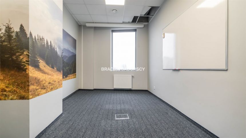 Powierzchnia biurowa z parkingiem  - 400m2 miniaturka 14