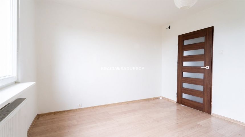 3 pok ok 62m  Kurdwanów widok na Panoramę Miasta miniaturka 15