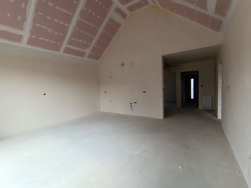Nowe kameralne osiedle , 6 km od centrum miasta miniaturka 21