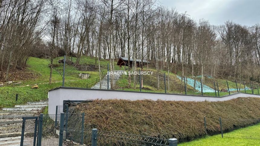 Bliźniak z garażem i ogrodem - 245,38 m2 miniaturka 9