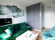 Wygodny apartament z widokiem na panoramę Gdyni miniaturka 7