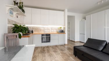 Zielonki: apartament z ogrodem, wysoki standard !!