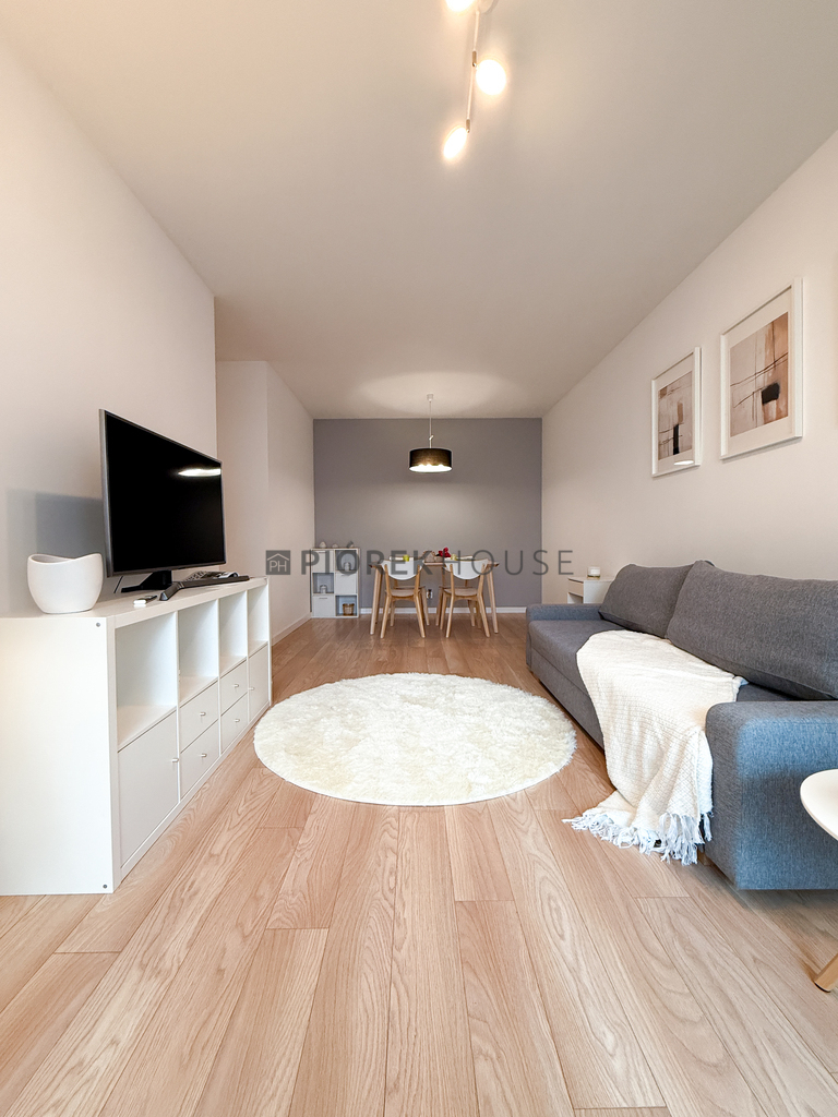 Nowa cena, 2 pokojowy apartament z dużym balkonem! miniaturka 5