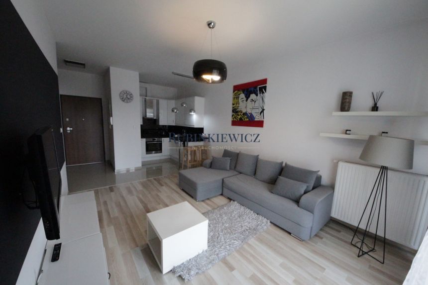 Komfortowy apartament 2 pokoje ul. Rydygiera - zdjęcie 1