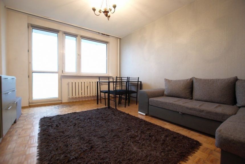 3 pokoje, osobna kuchnia, balkon, winda - zdjęcie 1