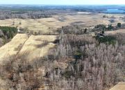 Grunt siedliskowy w otoczeniu lasu ok. 2,5 km od J miniaturka 13