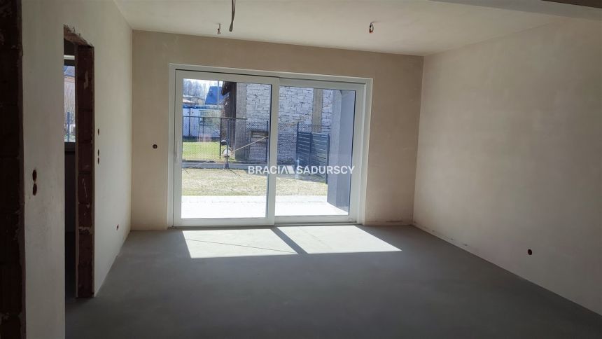 Borek Szlachecki, 585 000 zł, 54.97 m2, aneks kuchenny połączony z salonem miniaturka 11