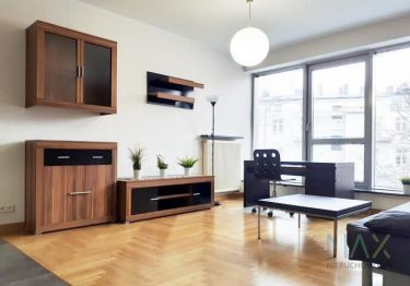 Przestronne studio przy ul. Karmelickiej