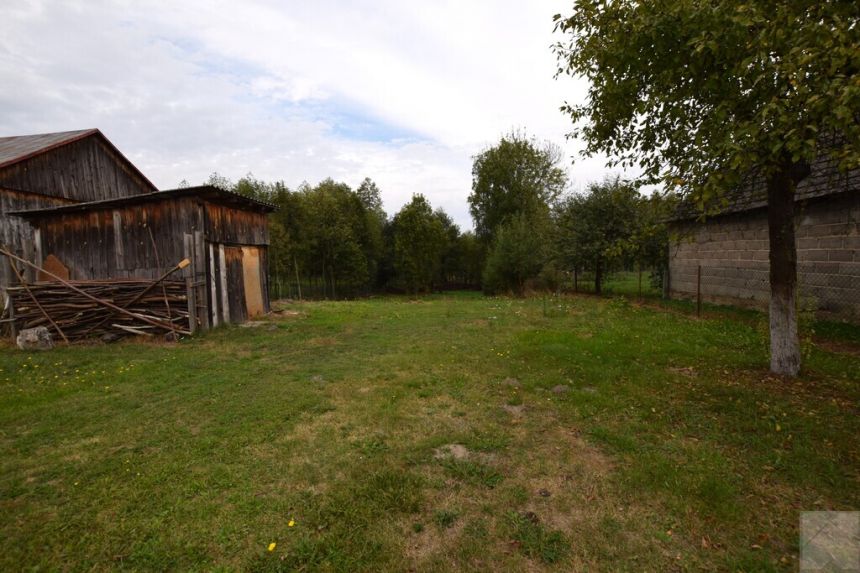 Sprzedam dom z dużą działką w atrakcyjnej cenie miniaturka 14