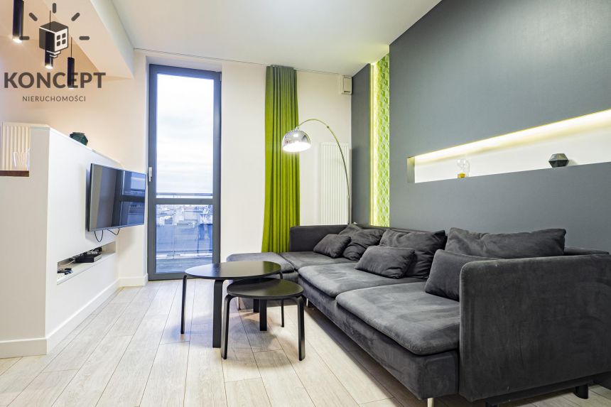 Apartament z tarasem w centrum miasta miniaturka 10