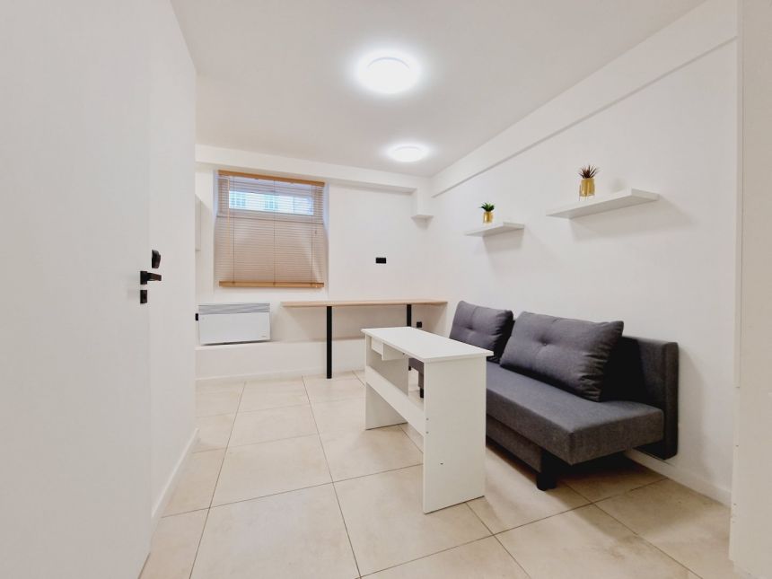 STUDIO - 20 M2 - NOWO WYKOŃCZONE - SUTERENA miniaturka 2