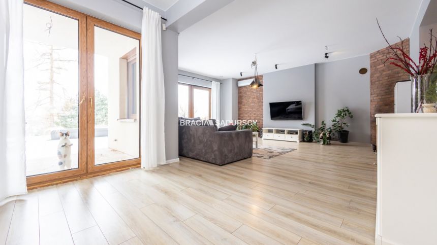 Duża działka 17,8 ar, las, widok, 8 km od Krakowa miniaturka 18