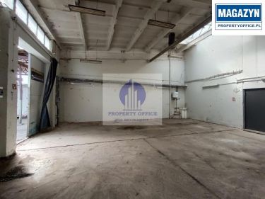 Włochy: magazyn 110 m2