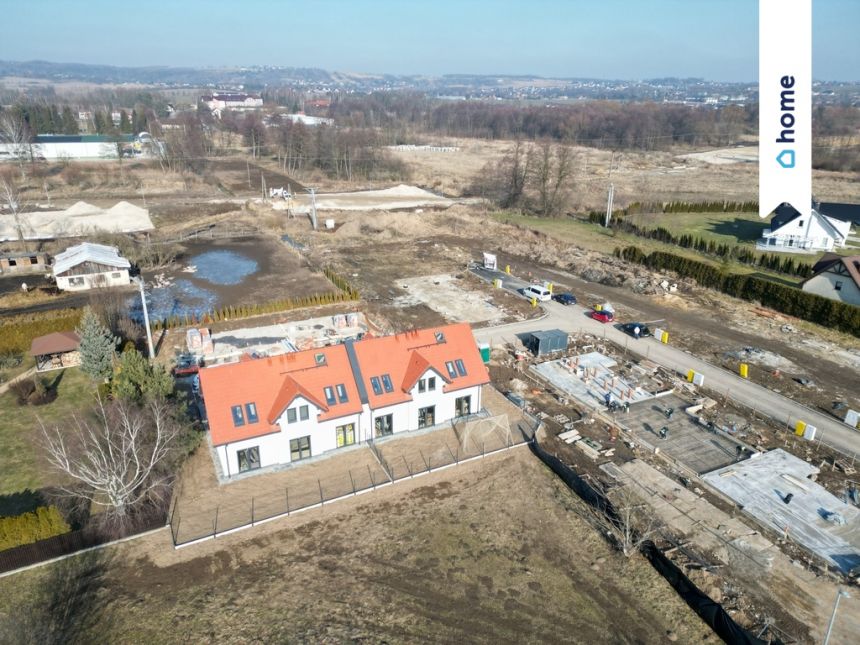 Skrajna szeregówka/6 pokoi/147,95m2/ działka 360m2 miniaturka 2
