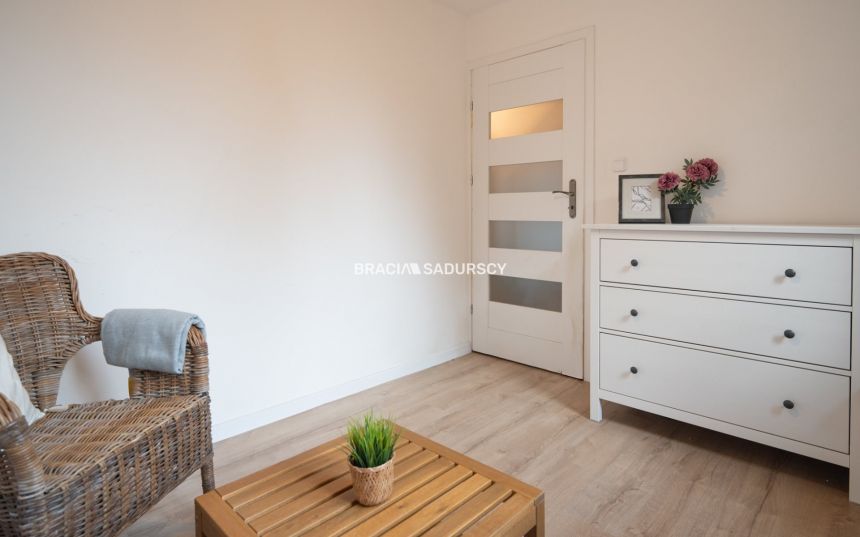 Uroczy dom 130m² z bajkowym ogrodem – Gnatowice! miniaturka 12