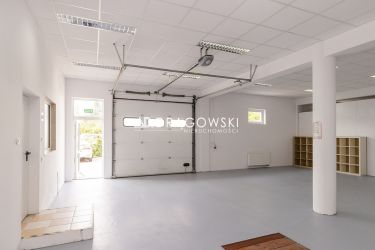 Magazyn z biurem w budynku z 2015 roku