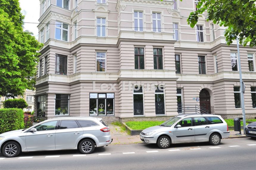 Duże mieszkanie w kamienicy na 1 piętrze miniaturka 2