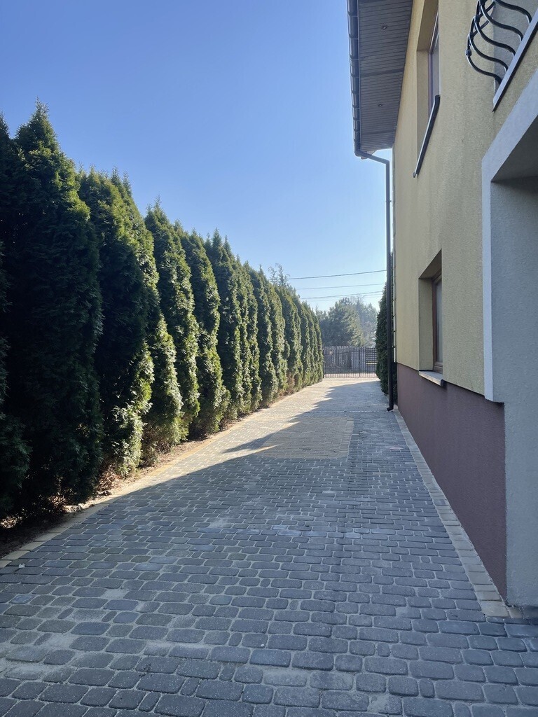 Przestronny bliźniak z garażem - Słupno. miniaturka 2