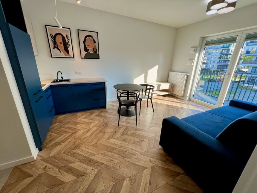Nowoczesny kompaktowy apartament w Central Park miniaturka 13