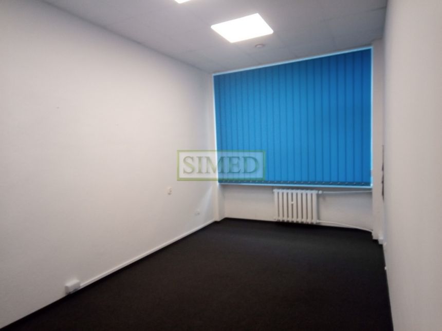 Otwarta przestrzeń,obiekt pofabryczny,wys 4,5m 24h miniaturka 7