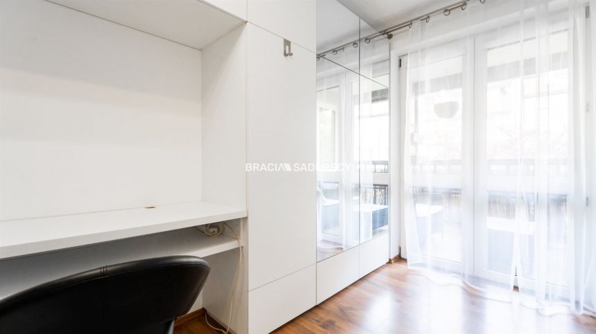 2 pokoje, balkon, Pilotów – nowoczesne i ciche miniaturka 12