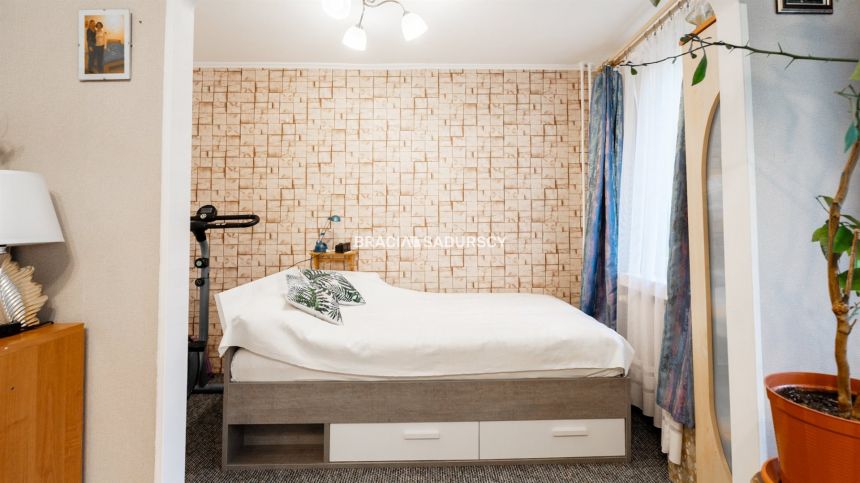 5 pokoi, balkon, zielona okolica – Kurdwanów miniaturka 11