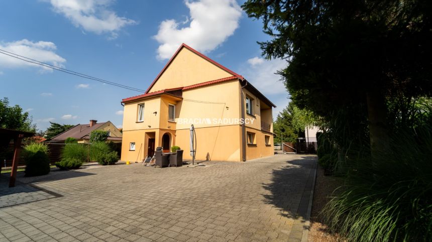 Dom z zaadaptowanym parterem: wygoda i oszczędność miniaturka 16