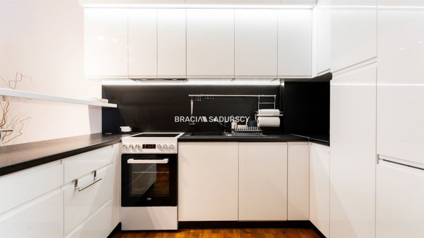 2 pokoje, balkon, Pilotów – nowoczesne i ciche miniaturka 7