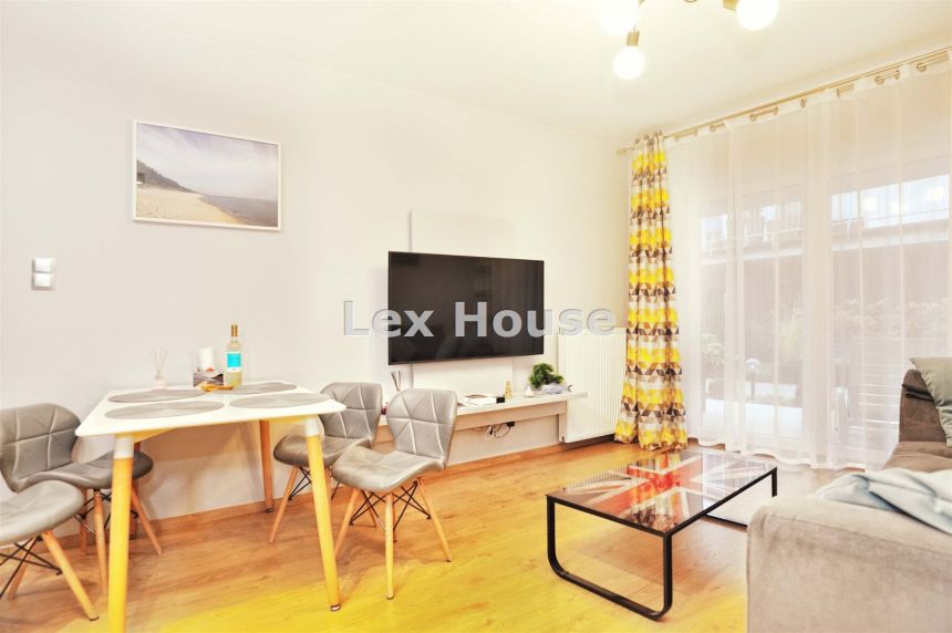 Sprzedam komfortowy apartament w Pobierowie. miniaturka 2