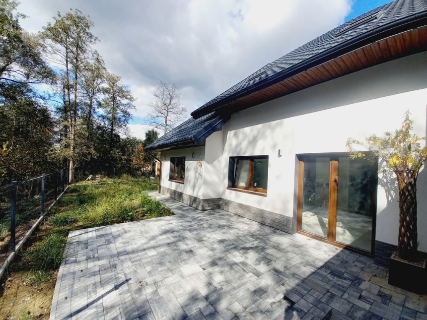 Komfortowe Domy Bliźniacze 147 m2 z garażem miniaturka 11