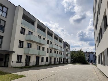 Dwupoziomowe 4pok.mieszkanie z 2 balkonami/Maślice/MIEJSCE POSTOJOWE GRATIS