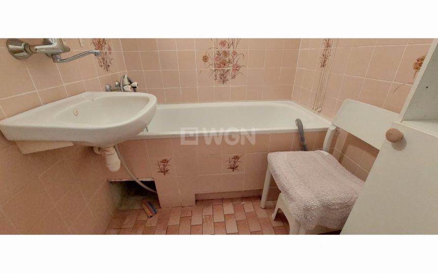 Piotrków Trybunalski, 1 400 zł, 53 m2, z loggią miniaturka 14