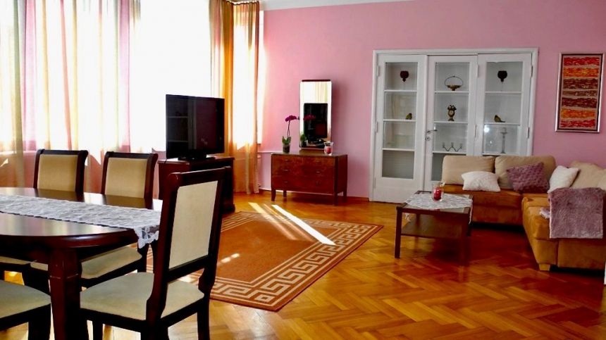 Niezwykły apartament na Piotrkowskiej-garaż, winda miniaturka 2