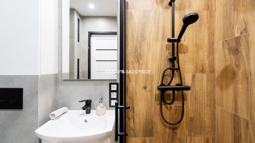 Świetna Lokalizacja,Mieszkanie po Remoncie Skawina miniaturka 23