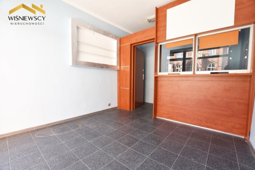 Lokal usługowy 124 mkw w ścisłym centrum Malborka miniaturka 3
