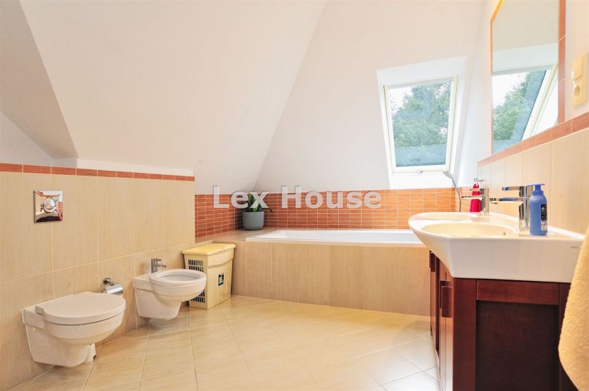 Sprzedam dom przy granicy Puszczy Bukowej w Płoni. miniaturka 27