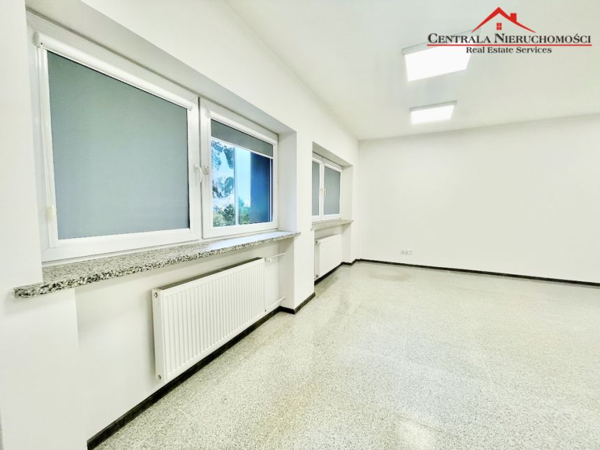 Lokal biurowy 70m2 na parterze miniaturka 7