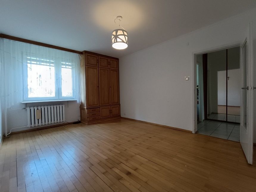 4 pokoje, widna kuchnia, ul. Romualda (os. KSM) miniaturka 22