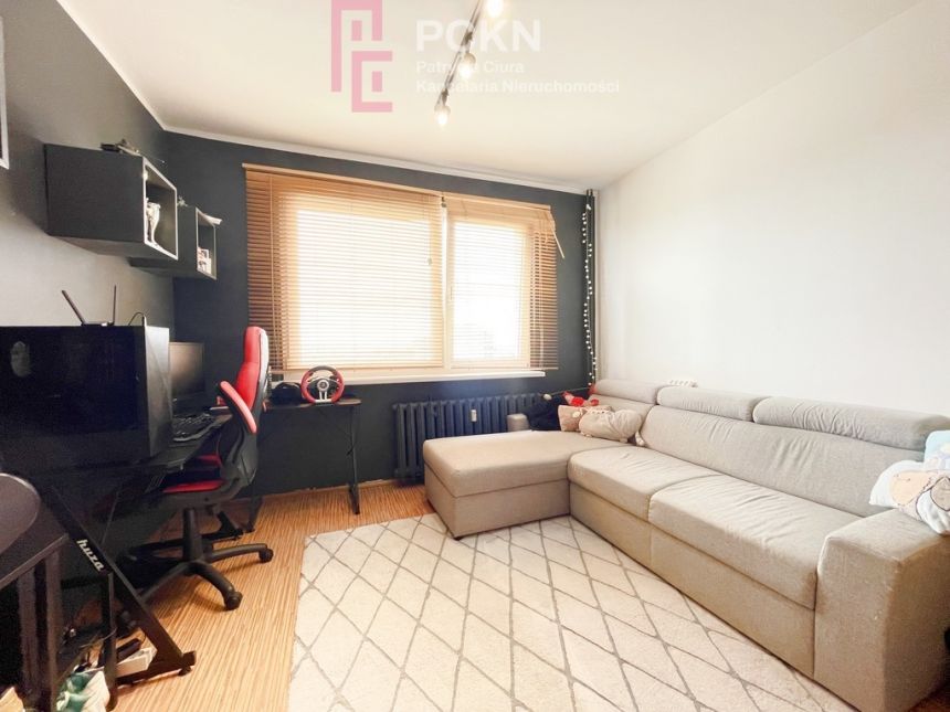 Zadbane 3 pokoje na ZWM – 10. piętro, 60 m² miniaturka 4
