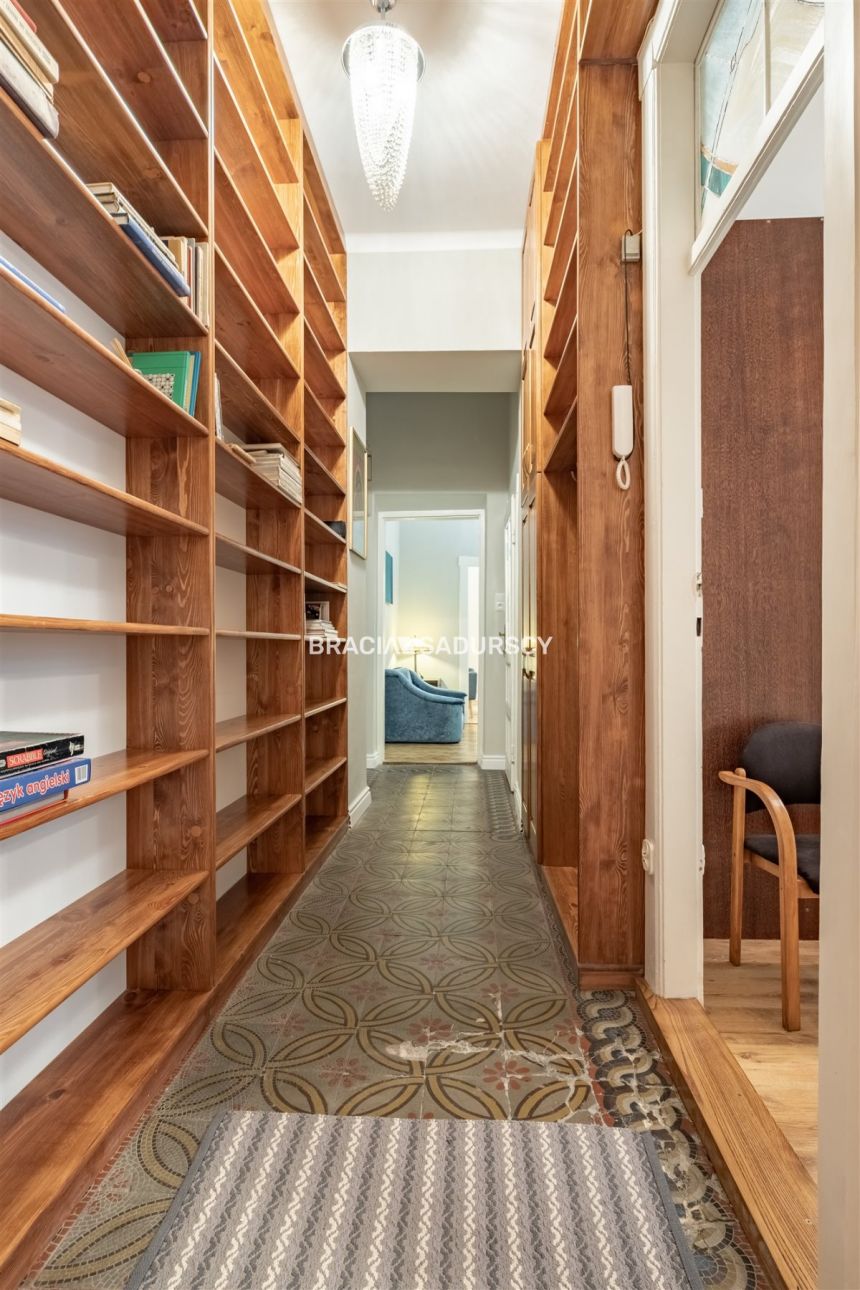Przytulne 2 pokoje w centrum Krakowa – 60 m2 miniaturka 10